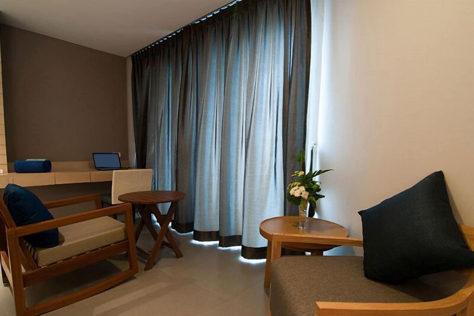 Ashlee Heights Hotel Patong Extérieur photo