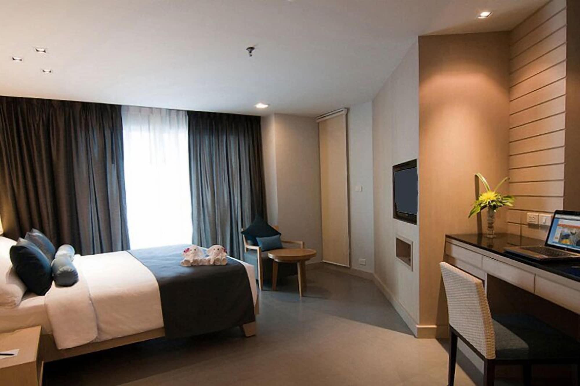 Ashlee Heights Hotel Patong Extérieur photo