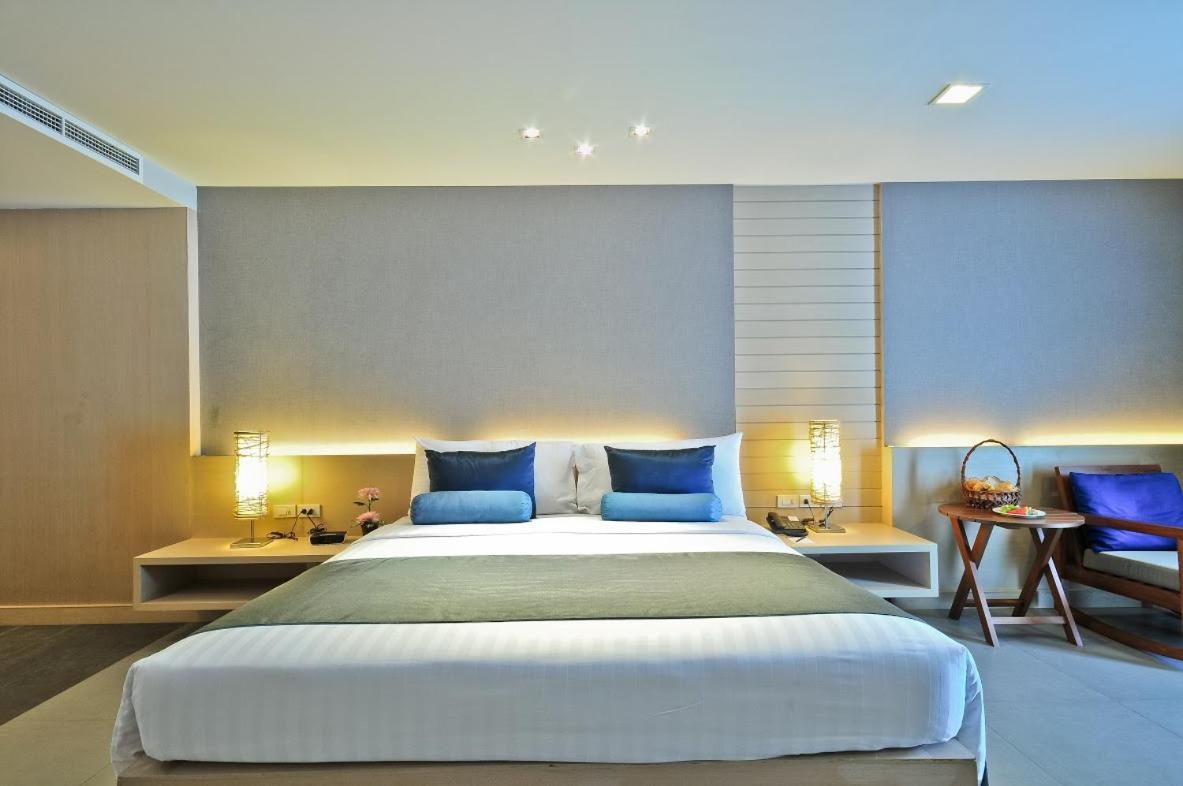 Ashlee Heights Hotel Patong Extérieur photo
