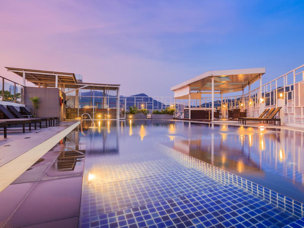 Ashlee Heights Hotel Patong Extérieur photo