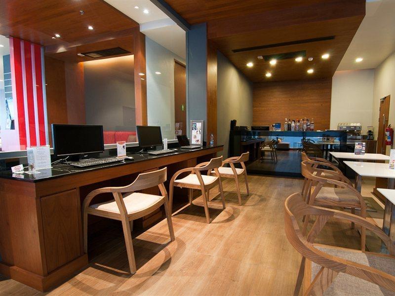 Ashlee Heights Hotel Patong Extérieur photo