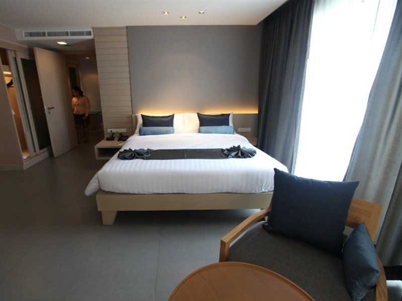 Ashlee Heights Hotel Patong Extérieur photo
